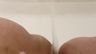 fuck me until i fill up this bath tub with squirt ???????? #2