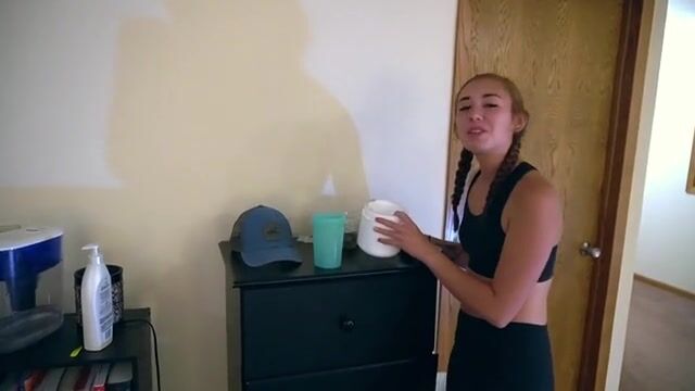 I NEED to Swallow My After-Workout Protein! ;)