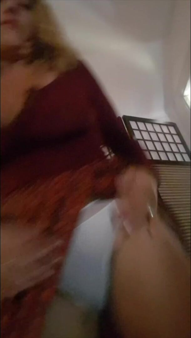 Want to watch this 46 year old mama squirt all down her legs?