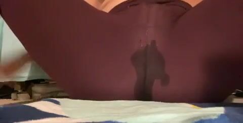 My first time squirting through leggings